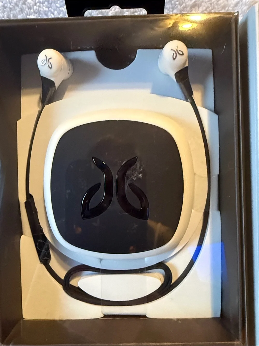 Jaybird X2 NWT Wireless Earbuds - White